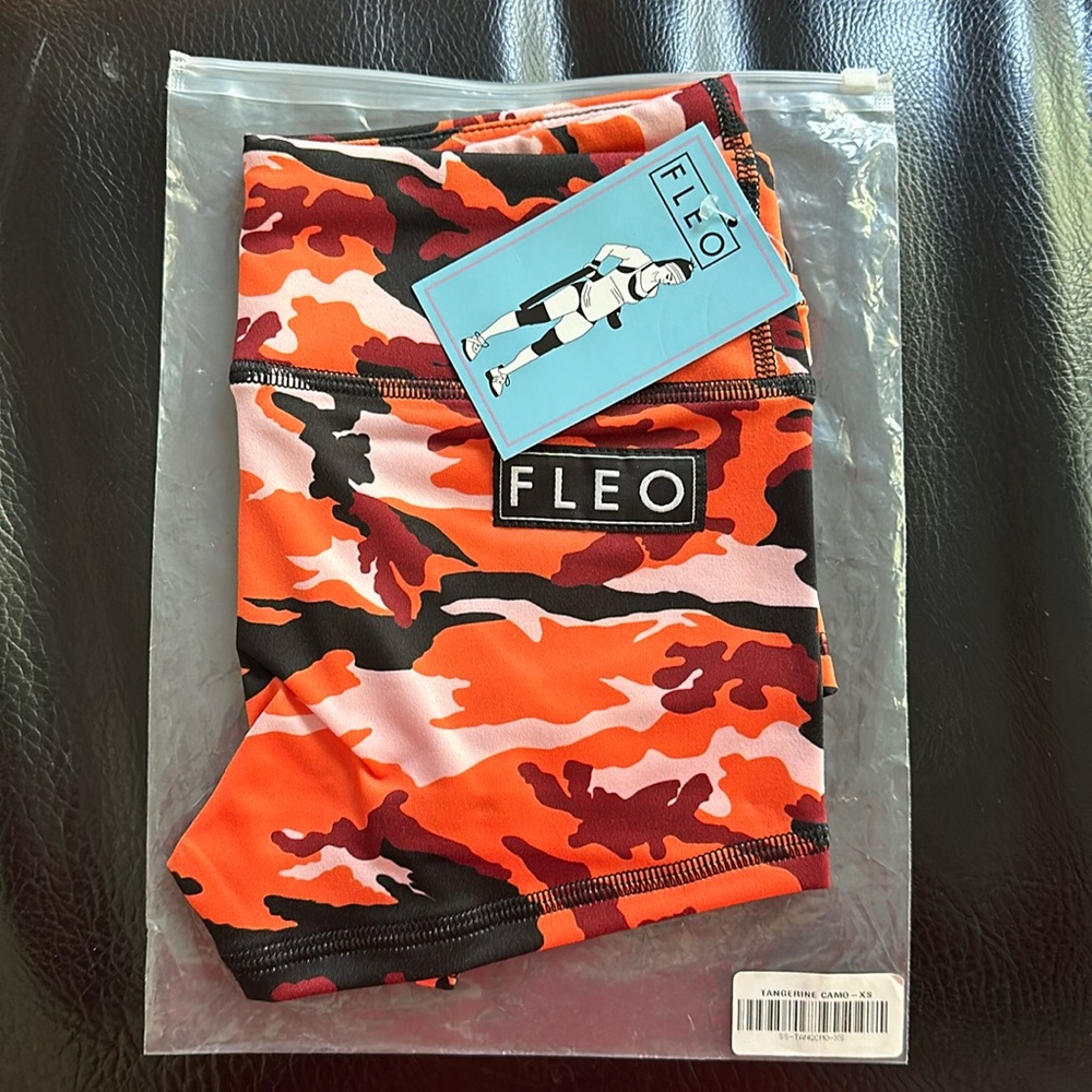 FLEO shorts